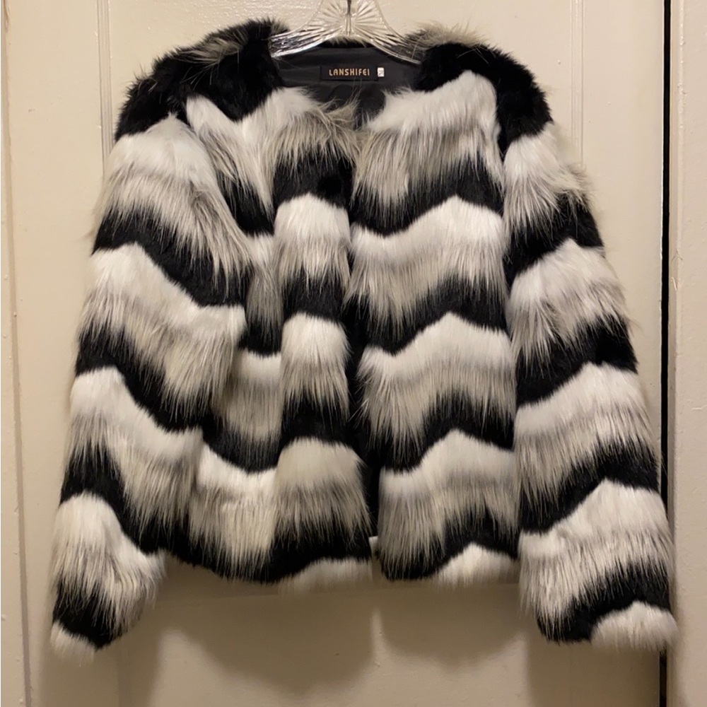 LANSHIFEI faux fur jacket